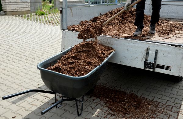 Bulk Mulch Delivery in Olive Branch