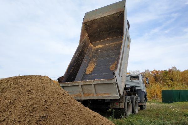Topsoil Delivery in Olive Branch