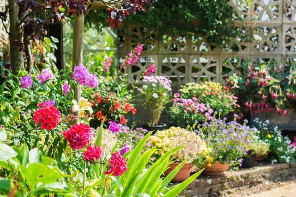 Spring Garden Maintenance in Olive Branch